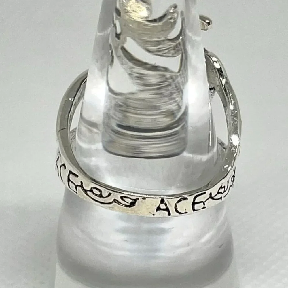 Om Sign Filigree Script Ring for Men or Women sz 8 Silver Finish New Yoga Band